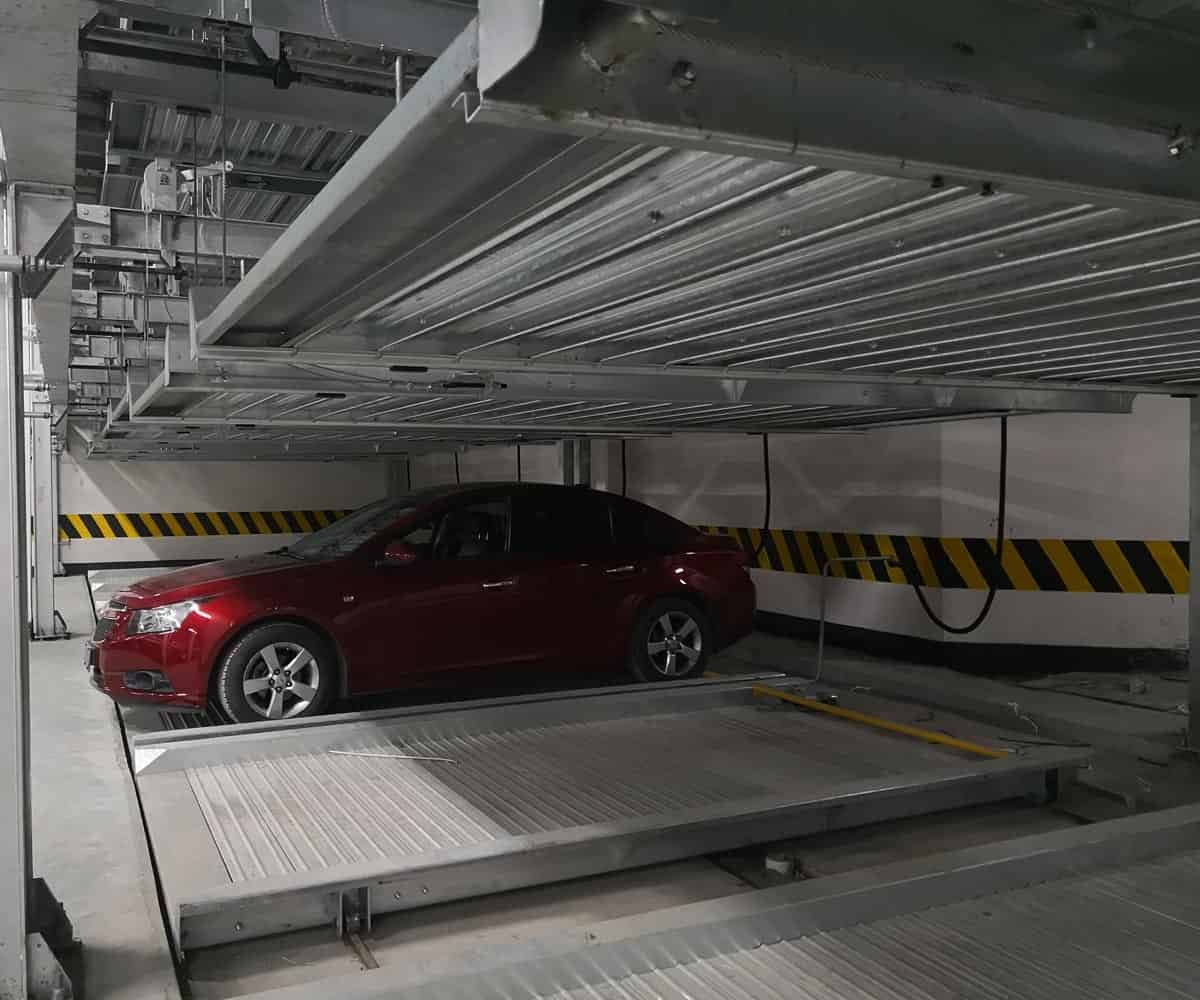 兩層升降橫移機械式停車設備